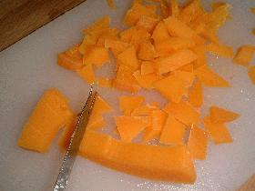  couper le fromage en dés