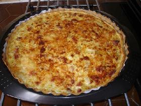 sortir la tarte dès qu'elle est bien dorée