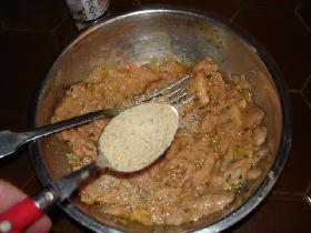 et enfin 2 cÃ s de parmesan rÃ¢pÃ© <p>mÃ©langer bien le tout